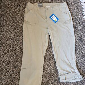 Columbia PFG light weight long or capri pants women's NEW